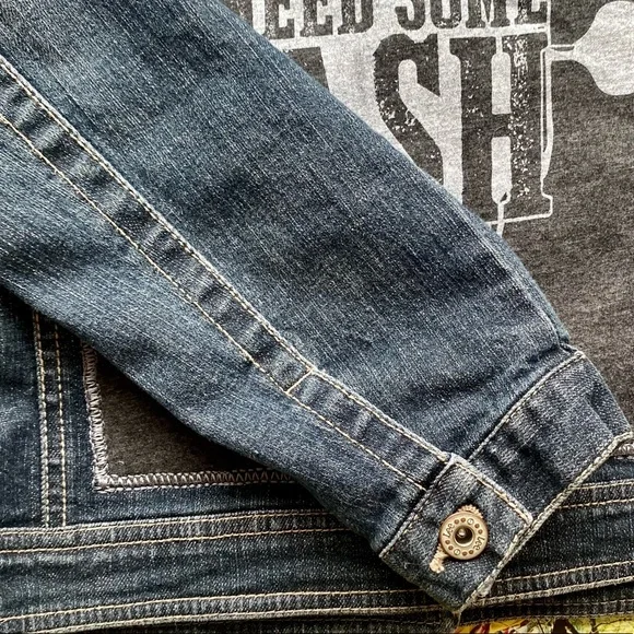 Custom Upcycled Lee Brand Denim Jacket W/ Embroidered Country Music Guitar Patch - Picture 8 of 16